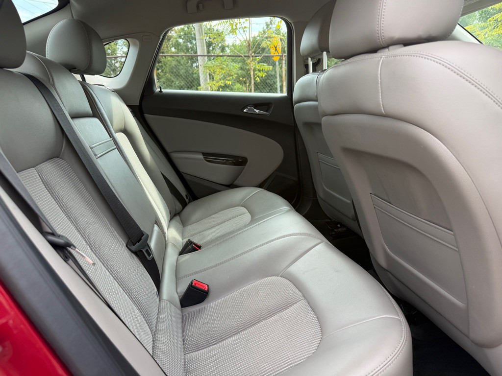 2014 Buick Verano Image 9