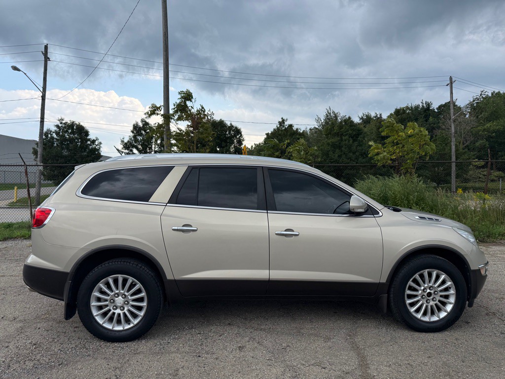2012 Buick Enclave Image 2