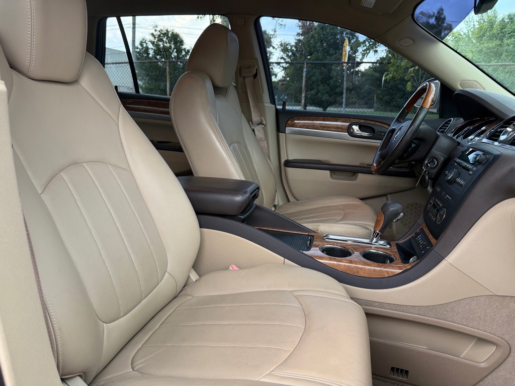 2012 Buick Enclave Image 8
