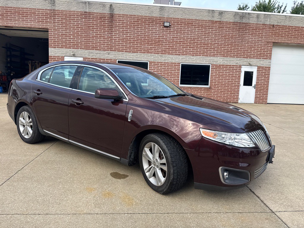 2009 Lincoln MKS Image 3