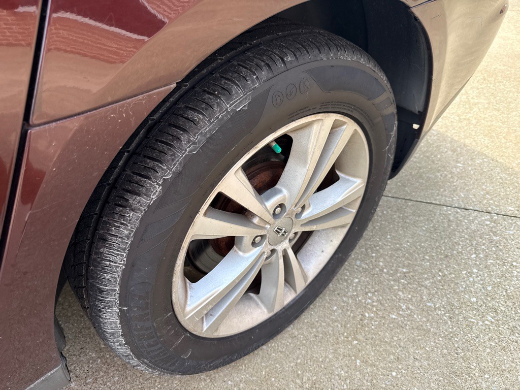 2009 Lincoln MKS Image 17