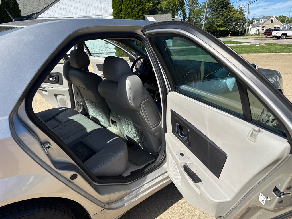 2007 Cadillac CTS Image 13