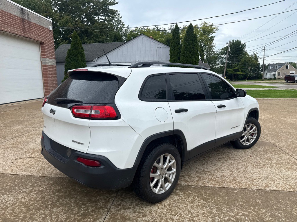 2016 Jeep Cherokee Image 6