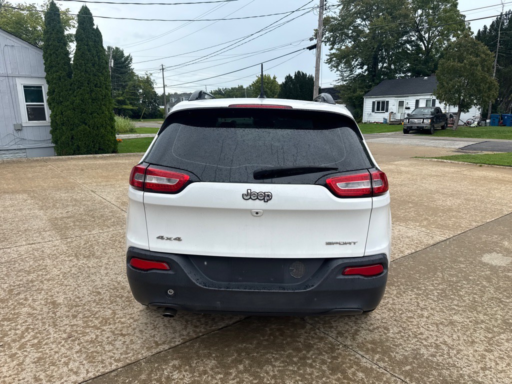 2016 Jeep Cherokee Image 7