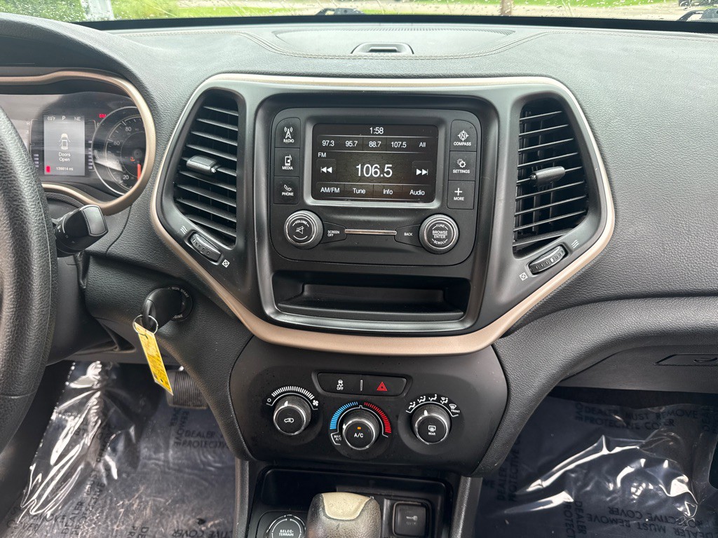 2016 Jeep Cherokee Image 15