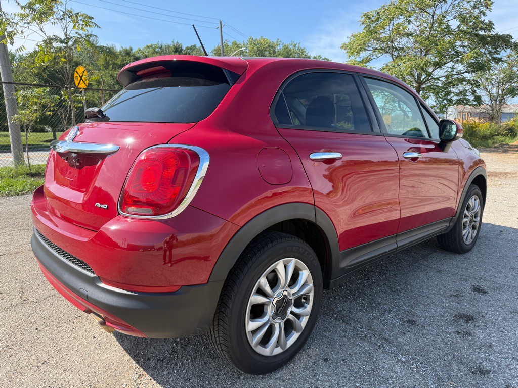 2016 FIAT 500 Image 3