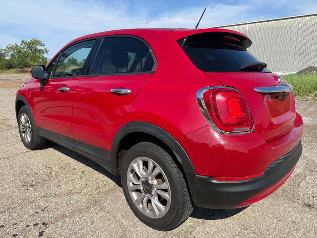 2016 FIAT 500 Image 5