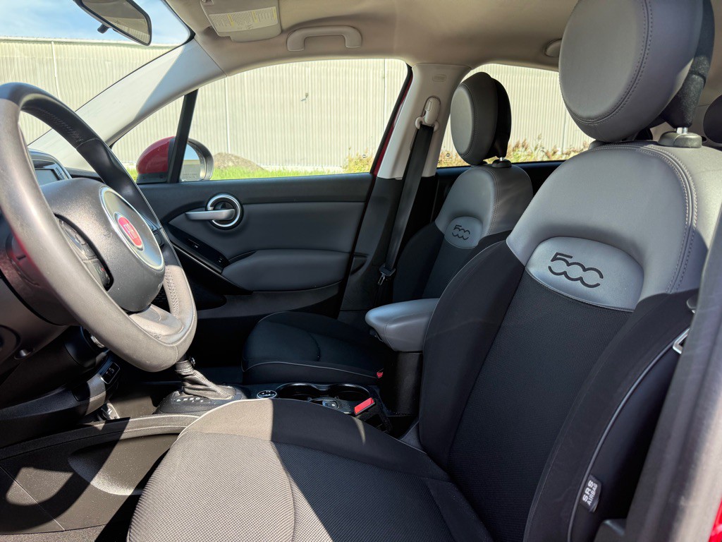 2016 FIAT 500 Image 9