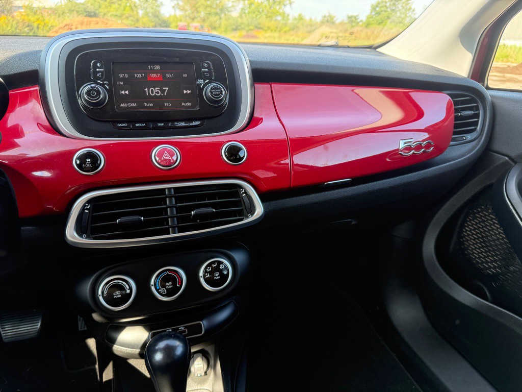 2016 FIAT 500 Image 14