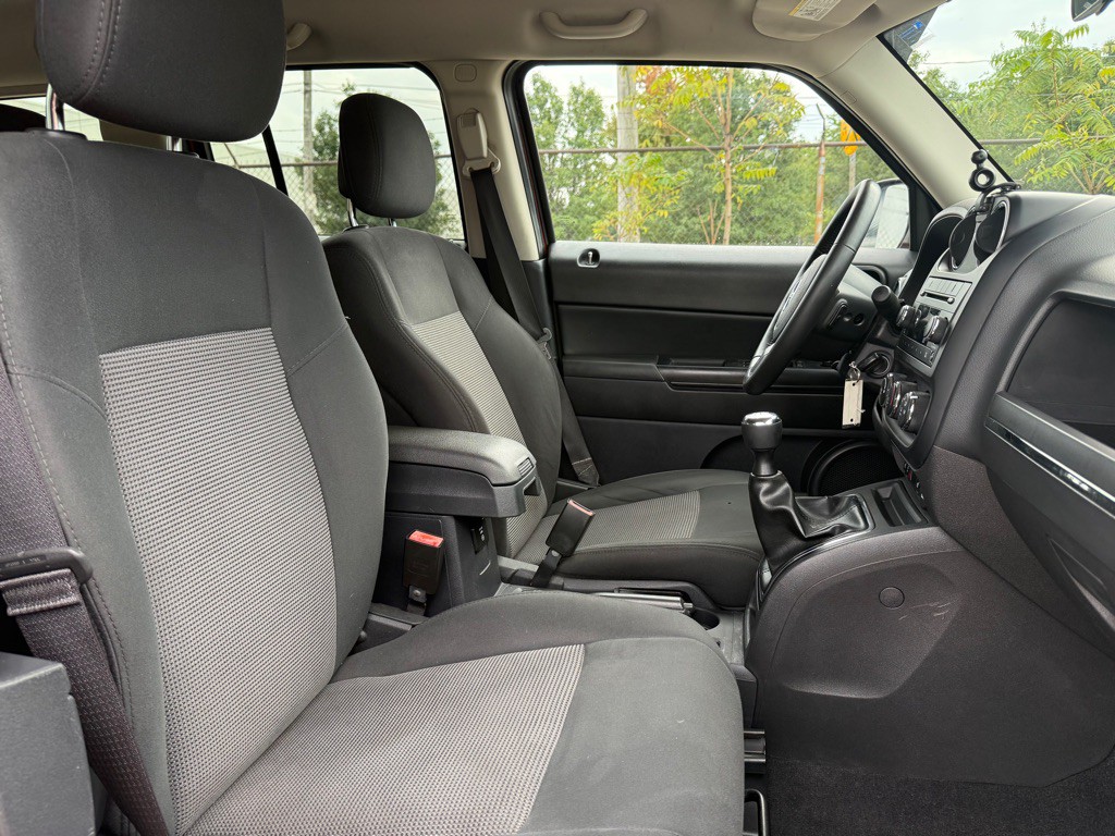 2012 Jeep Patriot Image 7