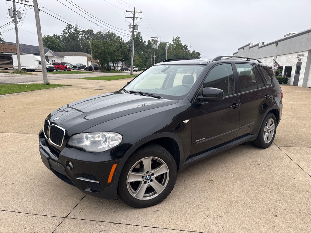 2013 BMW X5 Image 1