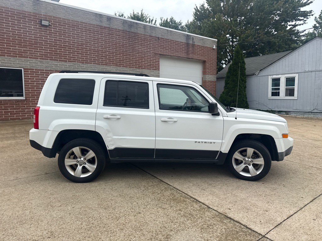 2015 Jeep Patriot Image 4