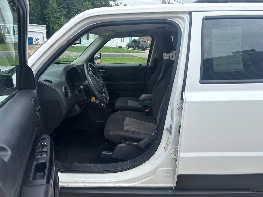 2015 Jeep Patriot Image 10