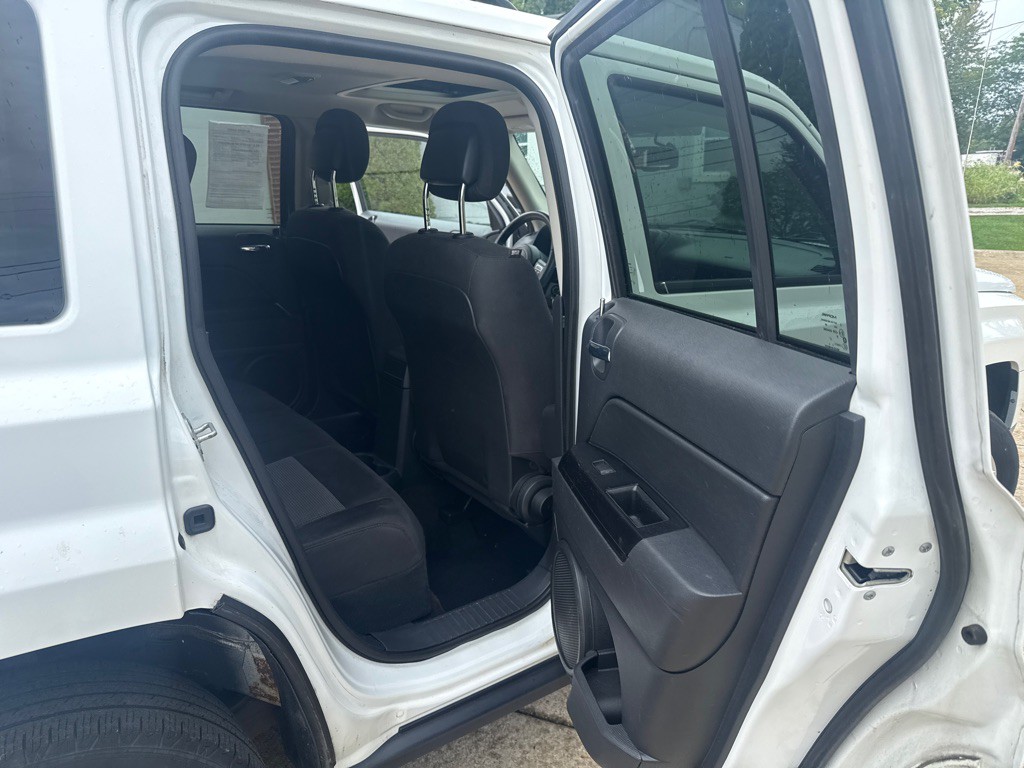 2015 Jeep Patriot Image 13