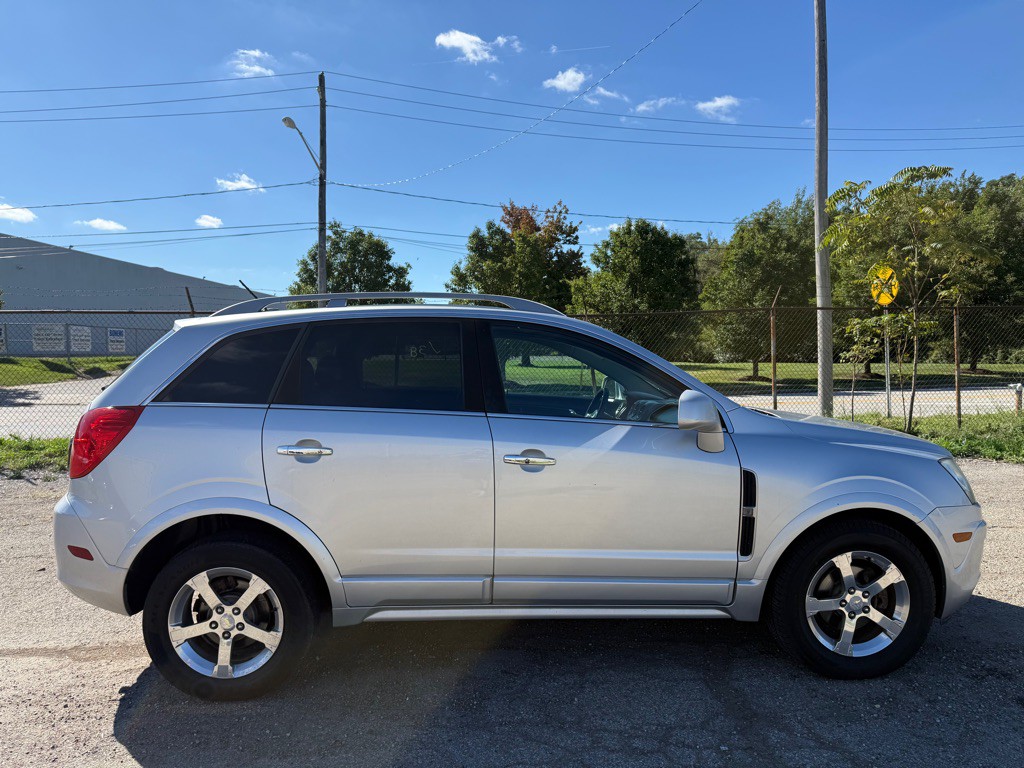 2014 Chevrolet Captiva Image 2