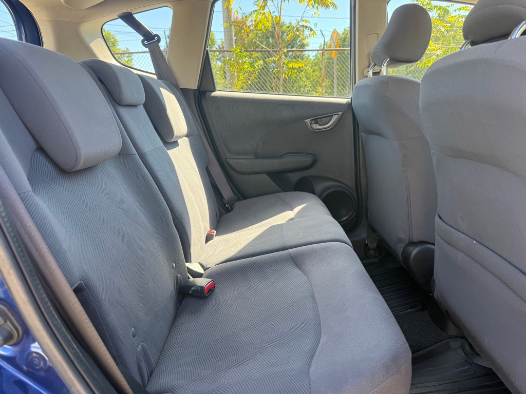 2013 Honda Fit Image 11