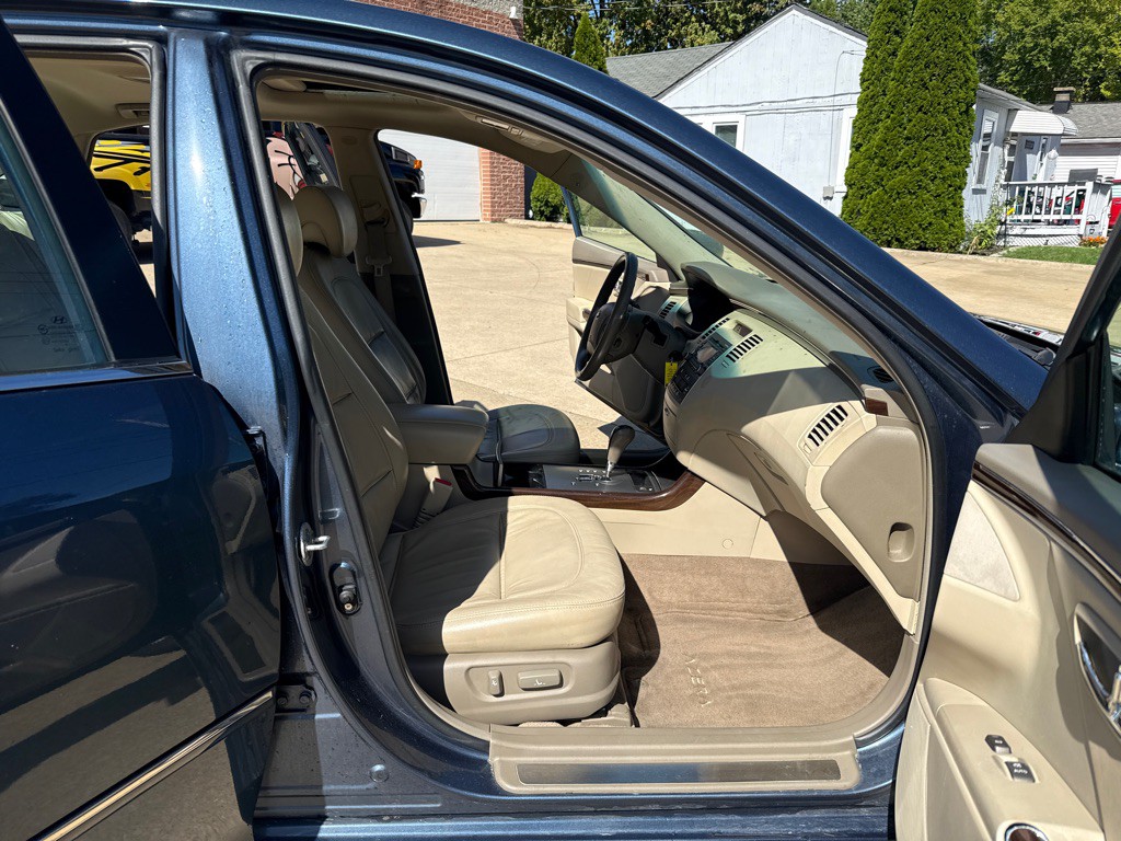 2009 Hyundai Azera Image 11