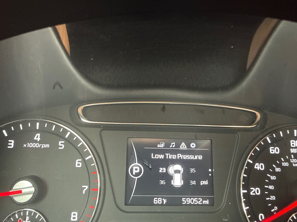 2017 Kia Sorento Image 14