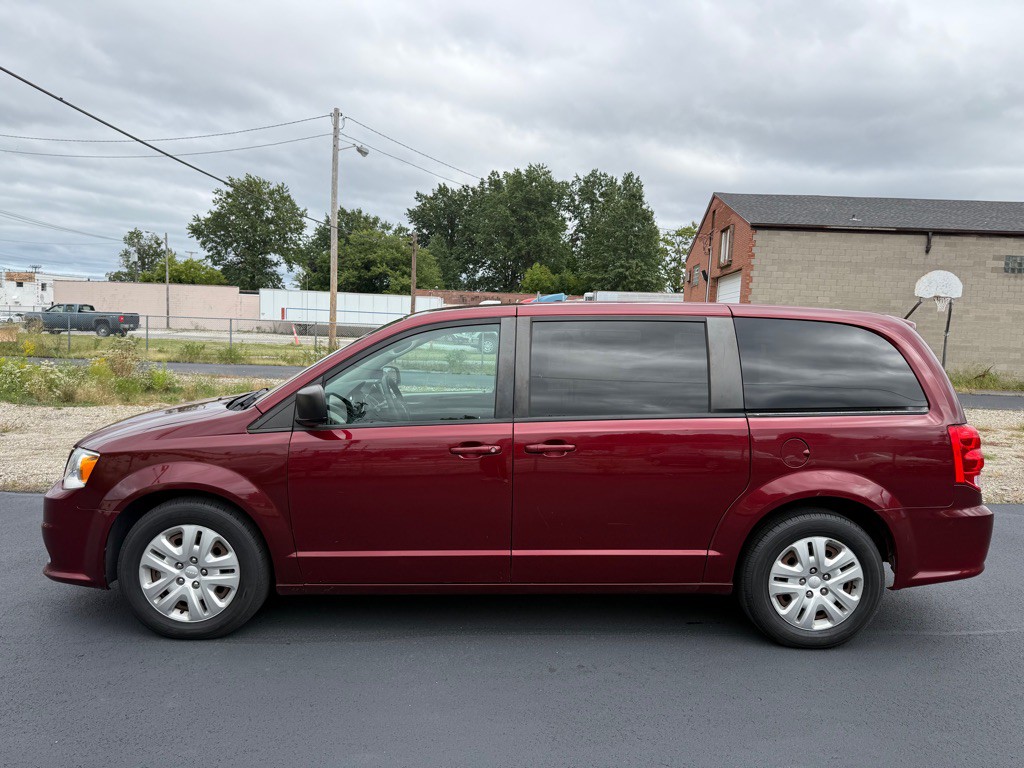 2018 Dodge Grand Caravan Image 2