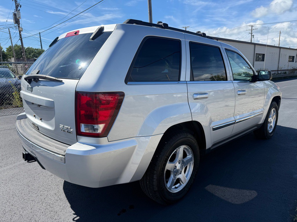 2006 Jeep Grand Cherokee Image 3