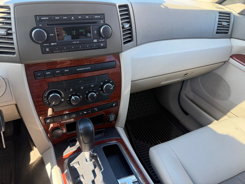 2006 Jeep Grand Cherokee Image 15