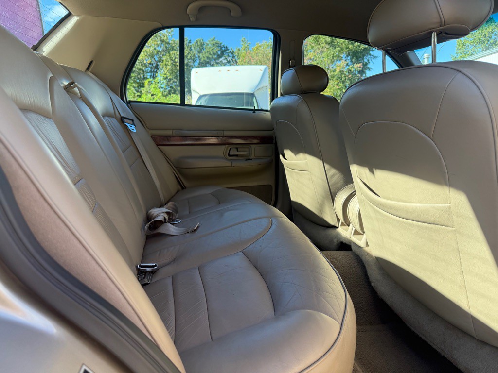 2000 Mercury Grand Marquis Image 9