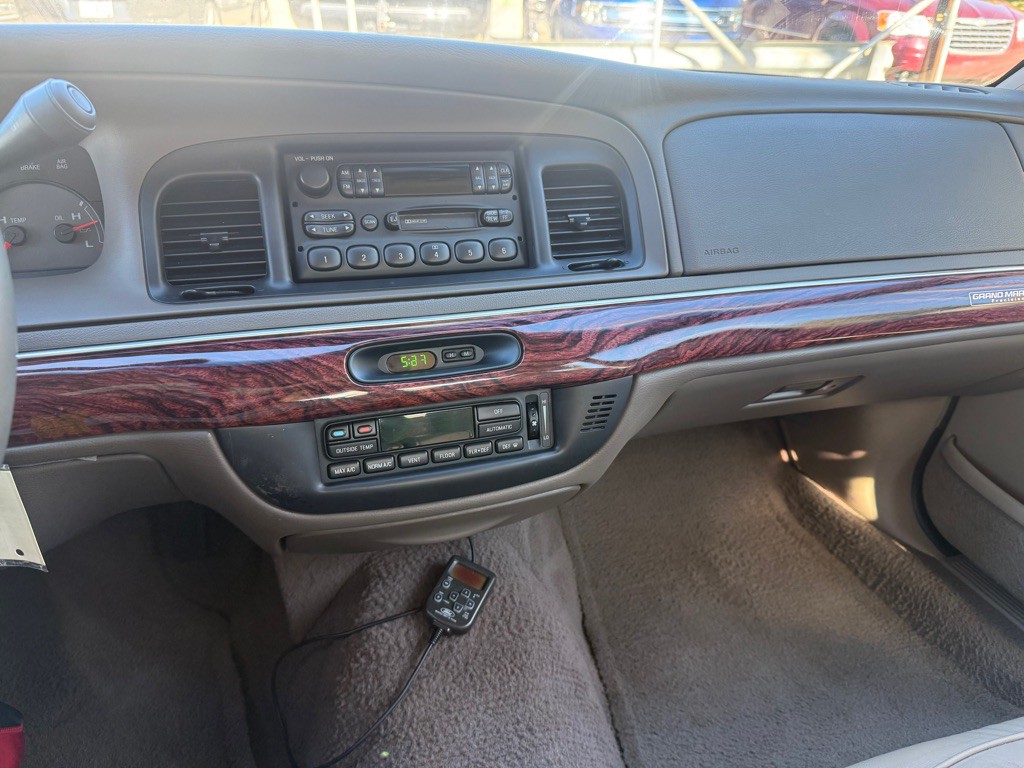 2000 Mercury Grand Marquis Image 13