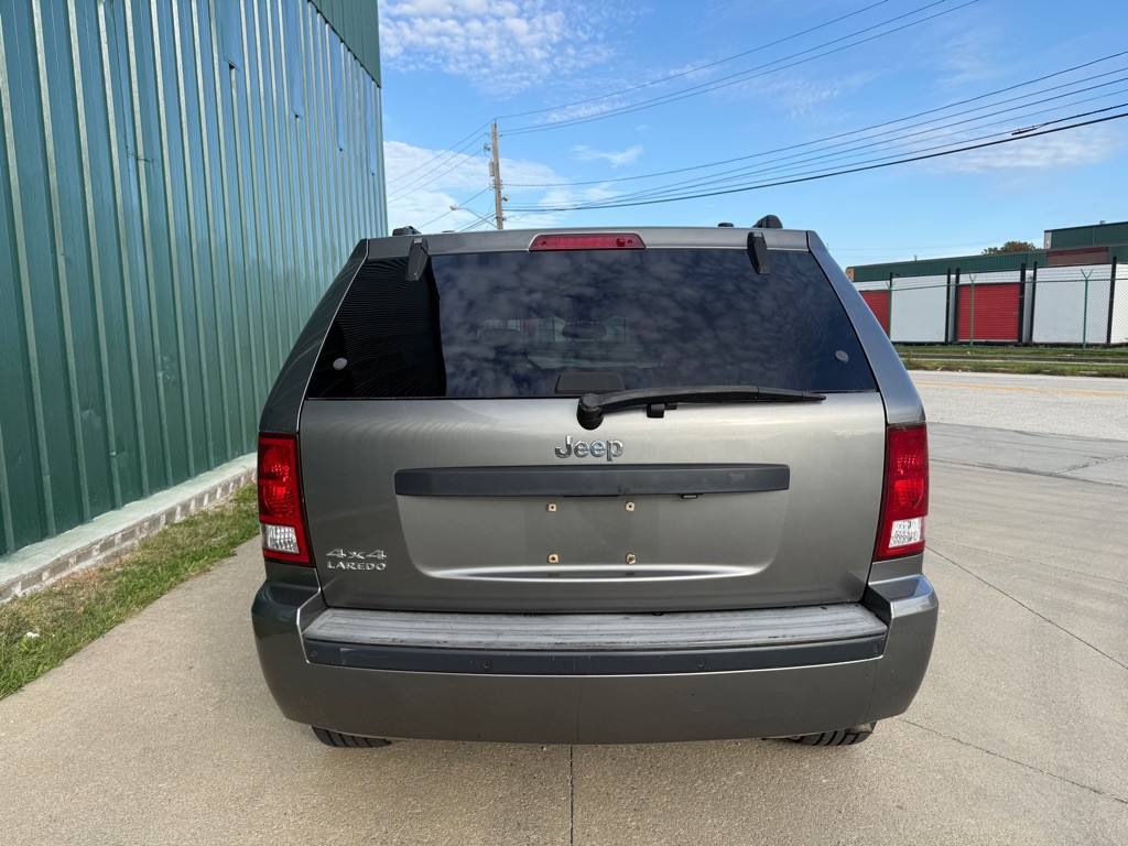 2007 Jeep Grand Cherokee Image 4