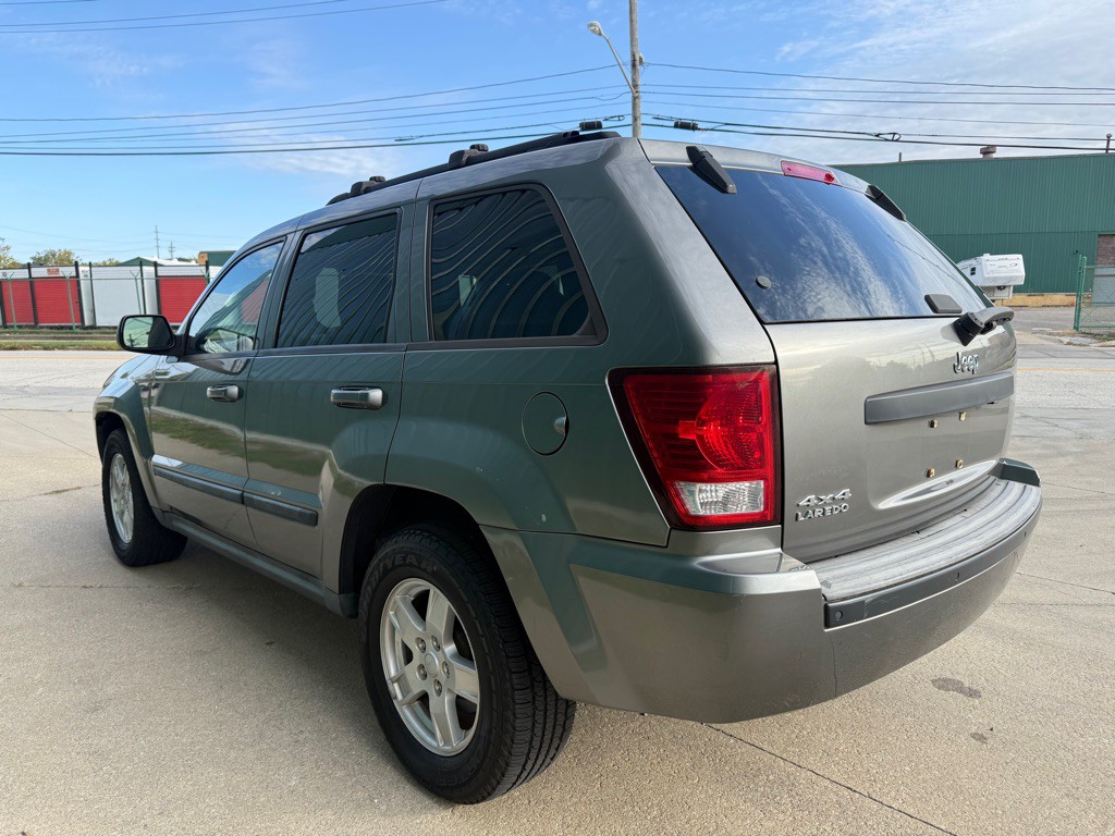 2007 Jeep Grand Cherokee Image 5
