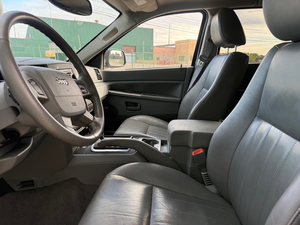 2007 Jeep Grand Cherokee Image 9