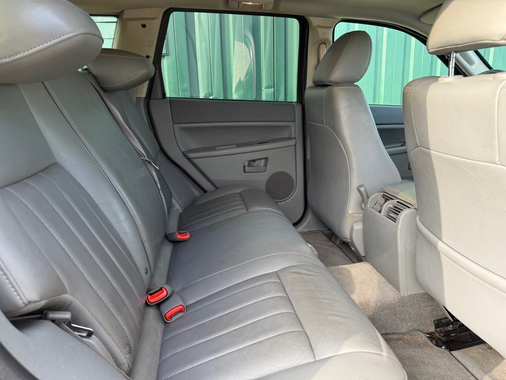 2007 Jeep Grand Cherokee Image 11
