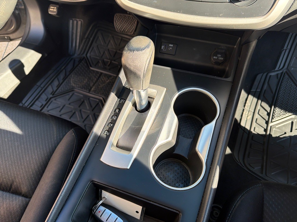 2017 Nissan Altima Image 18