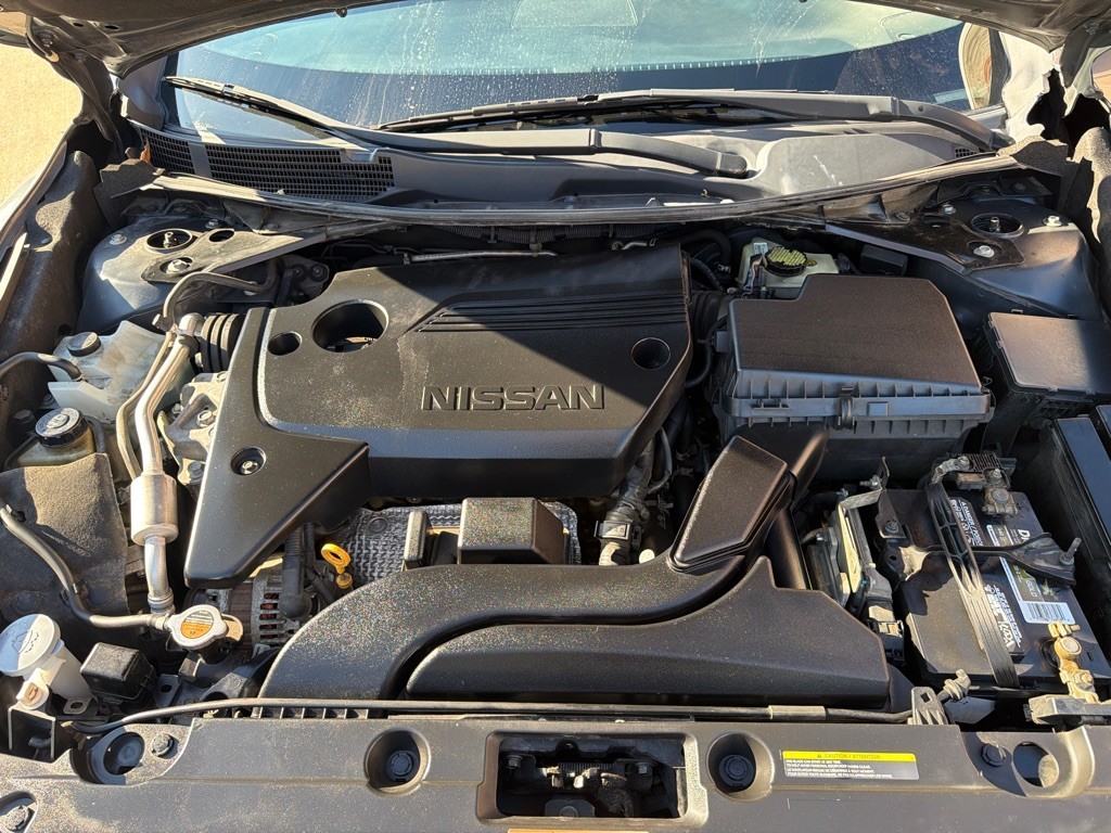 2017 Nissan Altima Image 21