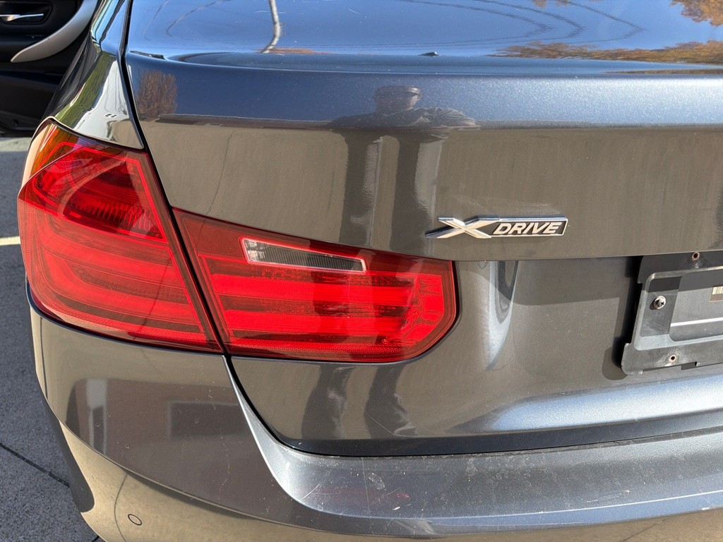 2015 BMW 3 Series Image 20