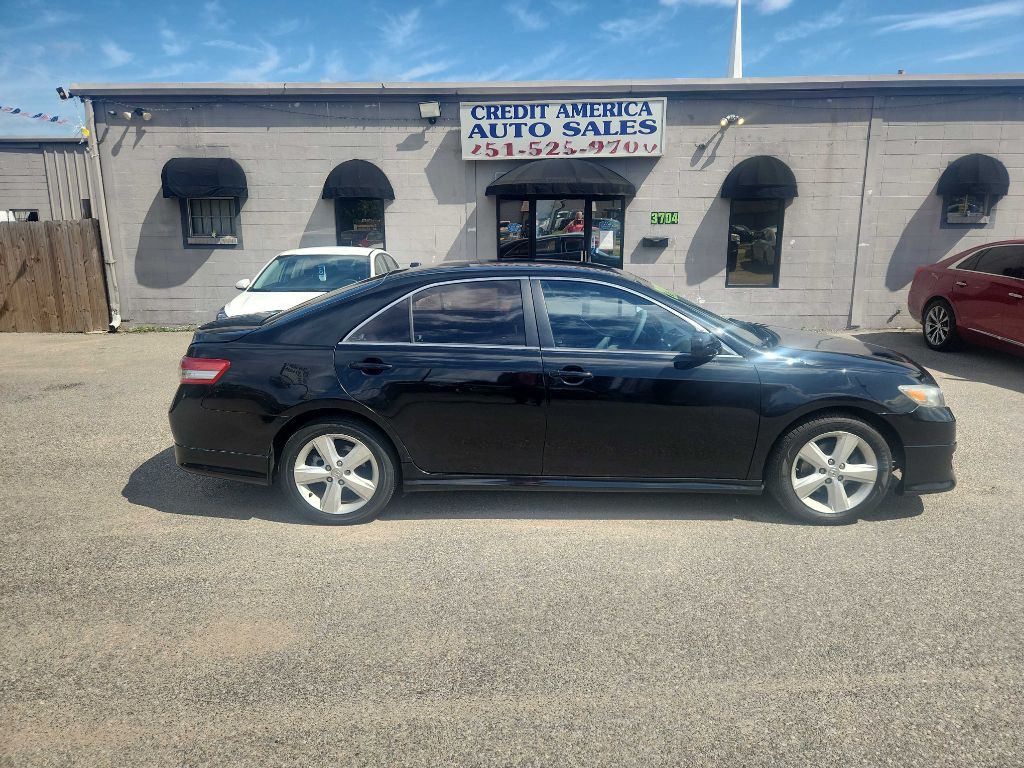 2011 Toyota Camry Image 4