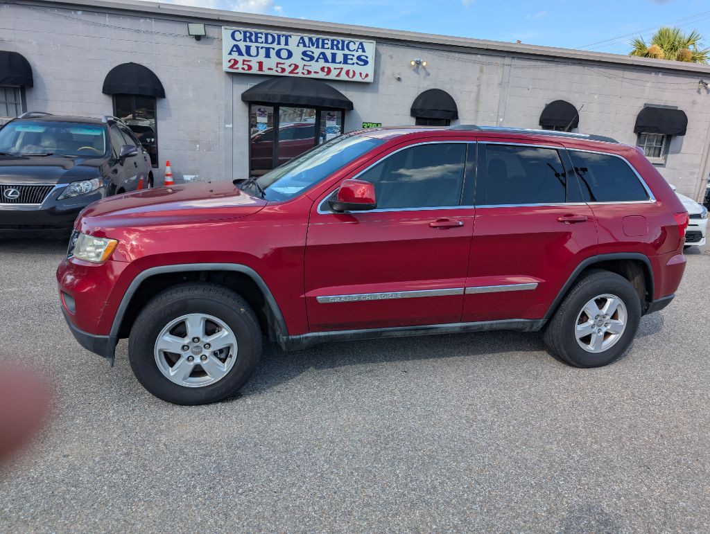 2011 Jeep Grand Cherokee Image 1