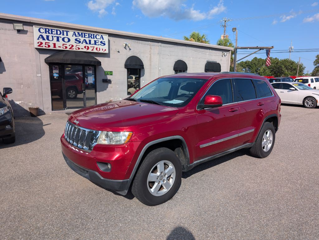 2011 Jeep Grand Cherokee Image 2