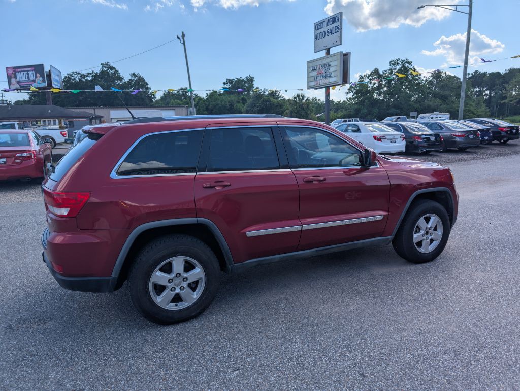 2011 Jeep Grand Cherokee Image 4