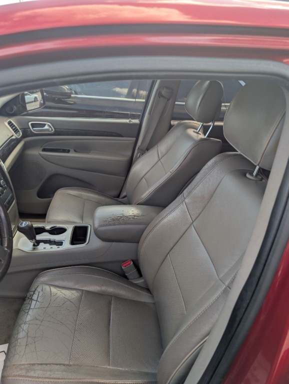 2011 Jeep Grand Cherokee Image 9