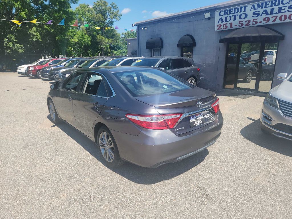 2015 Toyota Camry Image 4