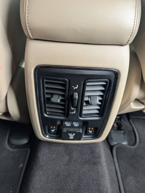 2018 Jeep Grand Cherokee Image 8