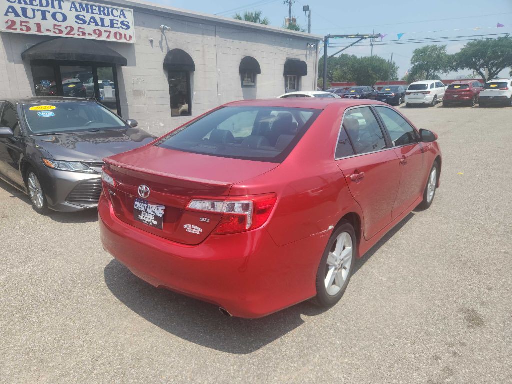2013 Toyota Camry Image 3