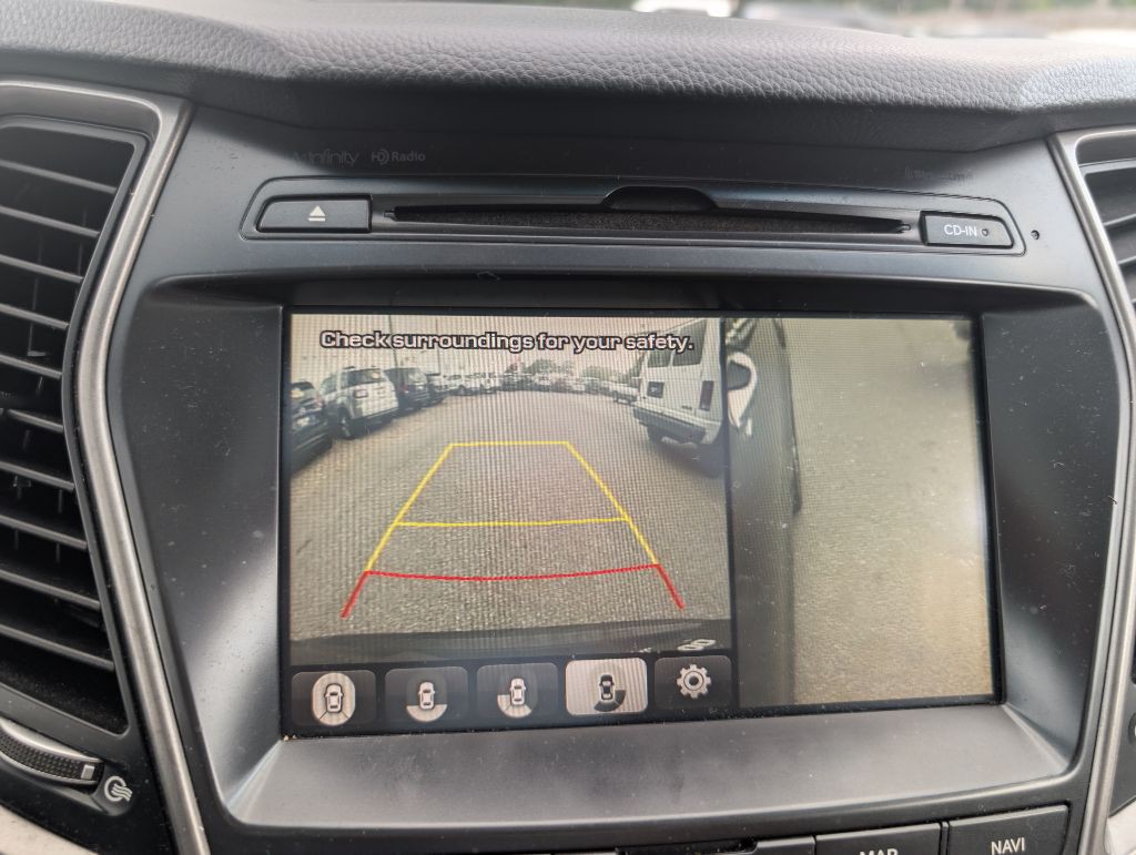 2018 Hyundai Santa Fe Image 12