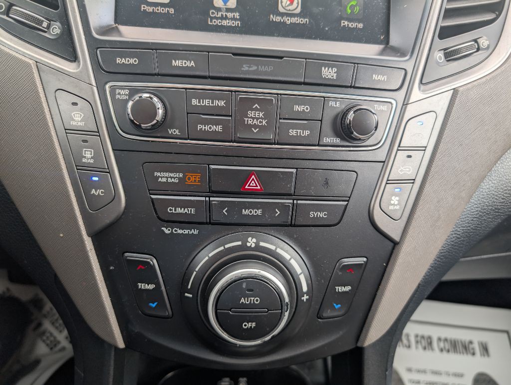 2018 Hyundai Santa Fe Image 13