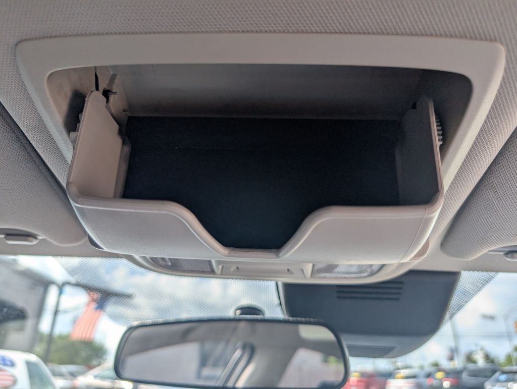 2019 Honda Accord Image 11