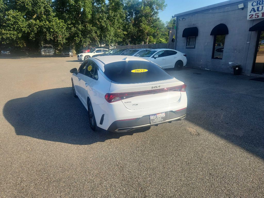 2022 Kia K5 Image 4
