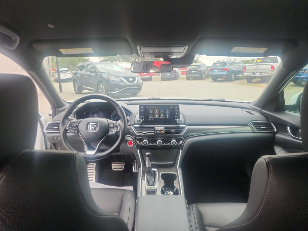 2019 Honda Accord Image 7
