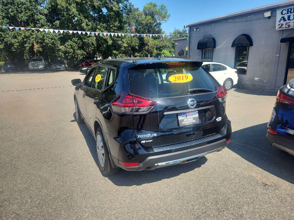 2019 Nissan Rogue Image 3
