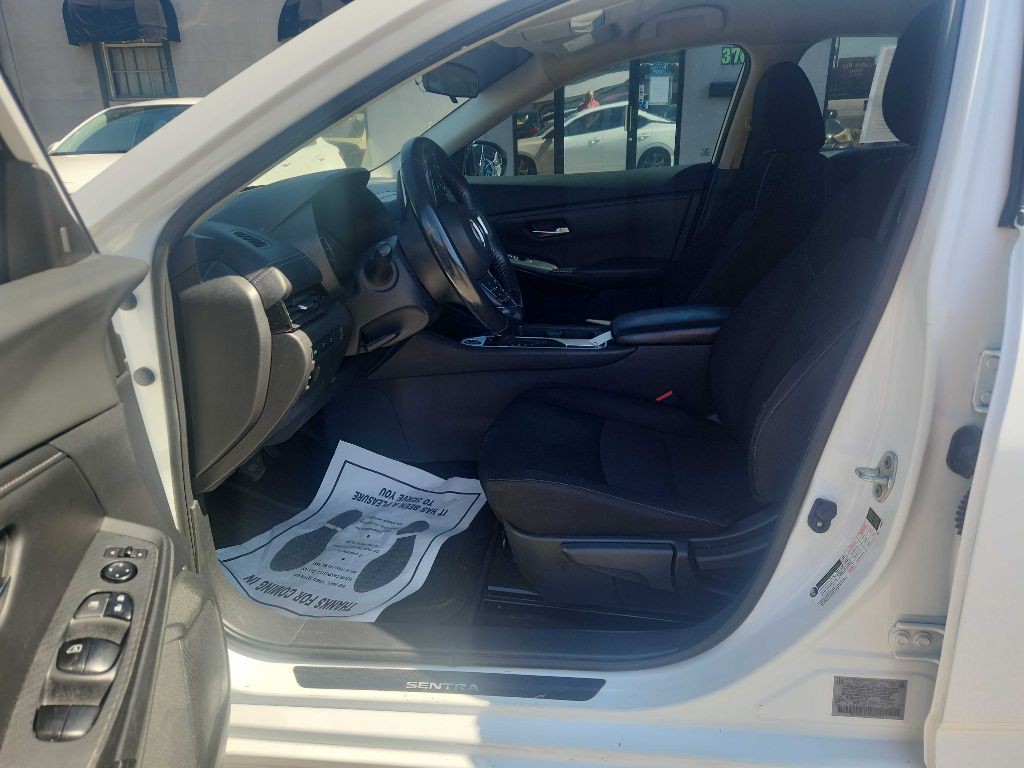 2021 Nissan Sentra Image 5