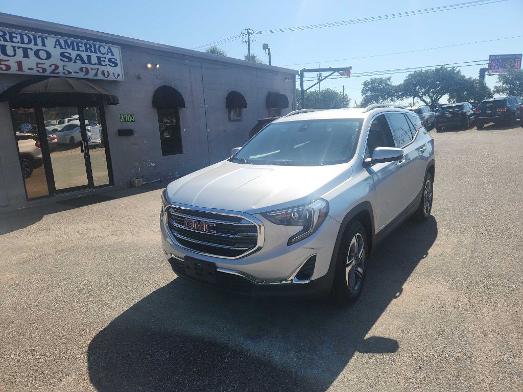2020 GMC Terrain Image 2